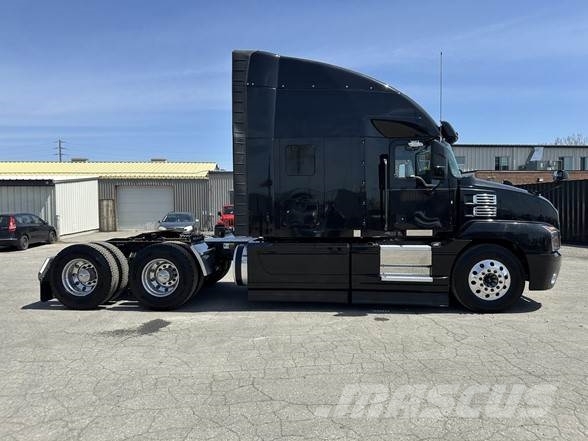 Mack ANTHEM 64T Τράκτορες