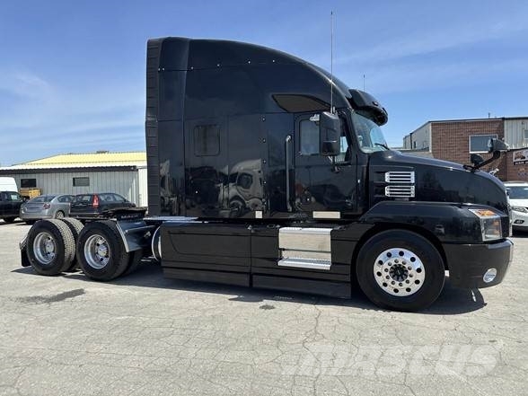 Mack ANTHEM 64T Τράκτορες