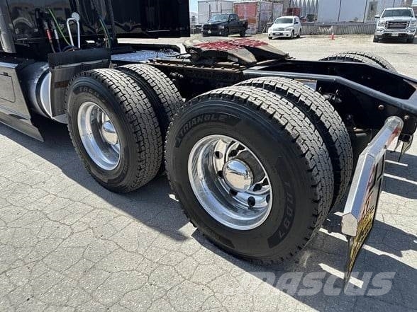 Mack ANTHEM 64T Τράκτορες