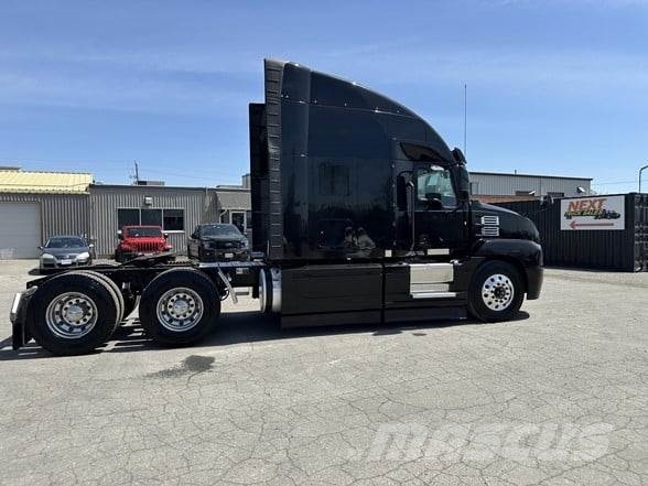 Mack ANTHEM 64T Τράκτορες