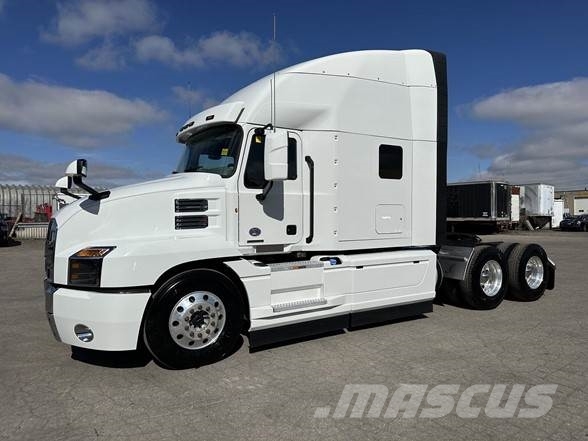 Mack ANTHEM 64T Τράκτορες