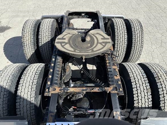 Mack ANTHEM 64T Τράκτορες