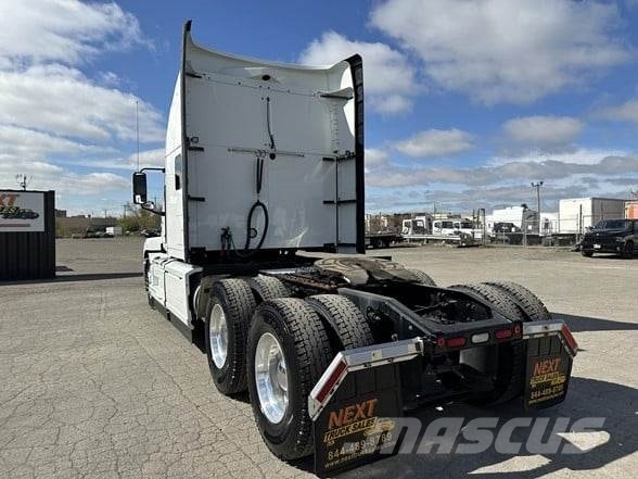 Mack ANTHEM 64T Τράκτορες