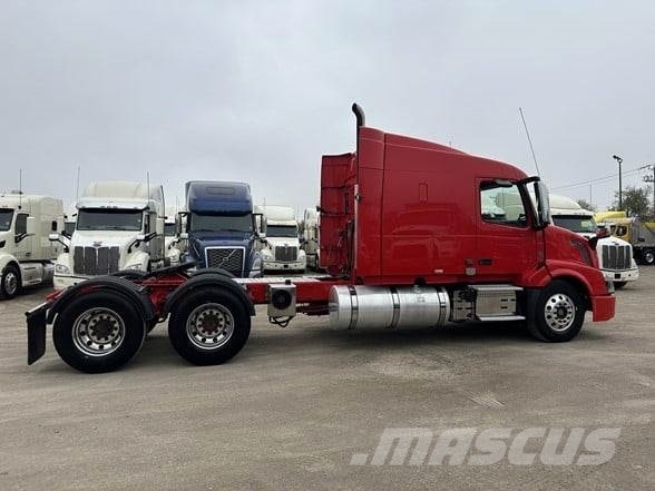 Volvo VNL64T630 Tegljači