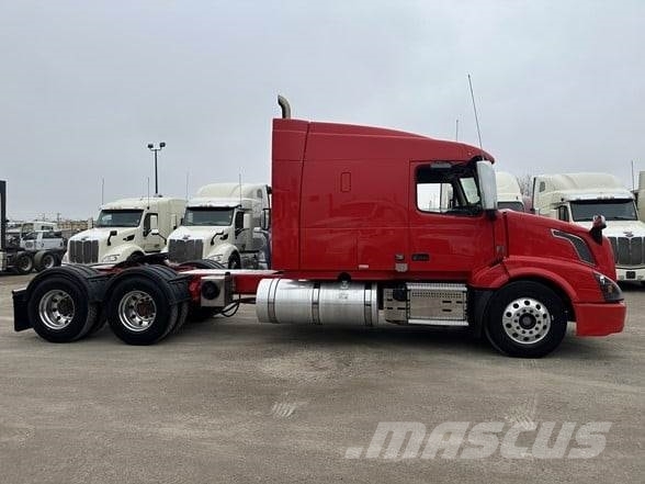 Volvo VNL64T630 Tegljači
