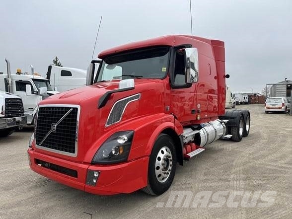 Volvo VNL64T630 Tegljači