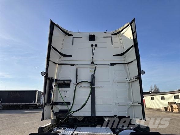 Volvo VNL64T670 Tegljači