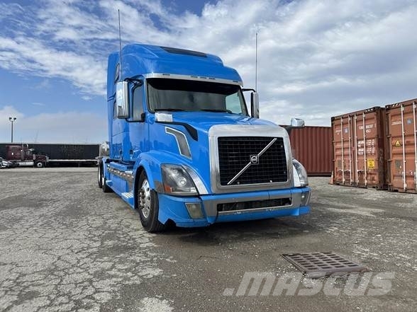 Volvo VNL64T780 Tegljači