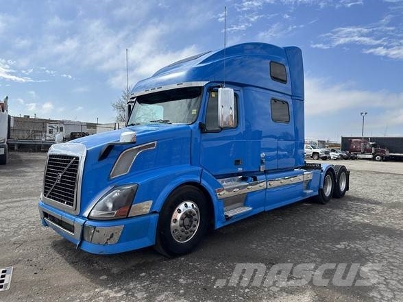 Volvo VNL64T780 Tegljači