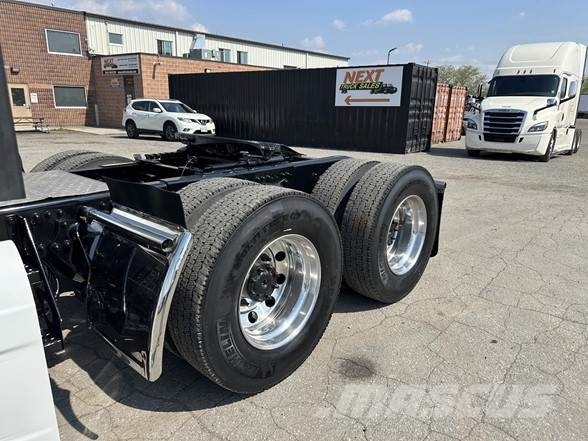 Western Star 5700XE Dragbilar
