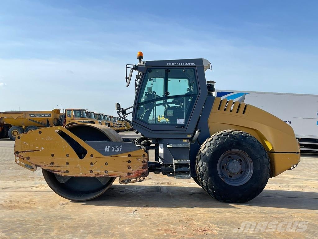 Hamm H13i مداحل أحادية الأسطوانة