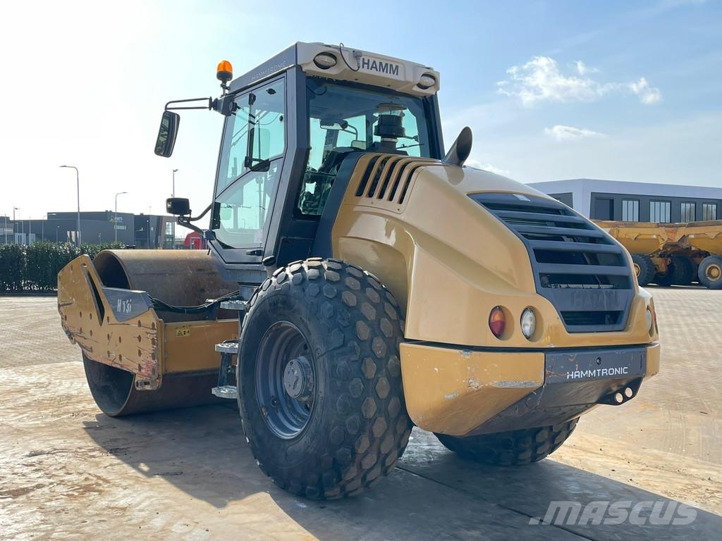 Hamm H13i مداحل أحادية الأسطوانة