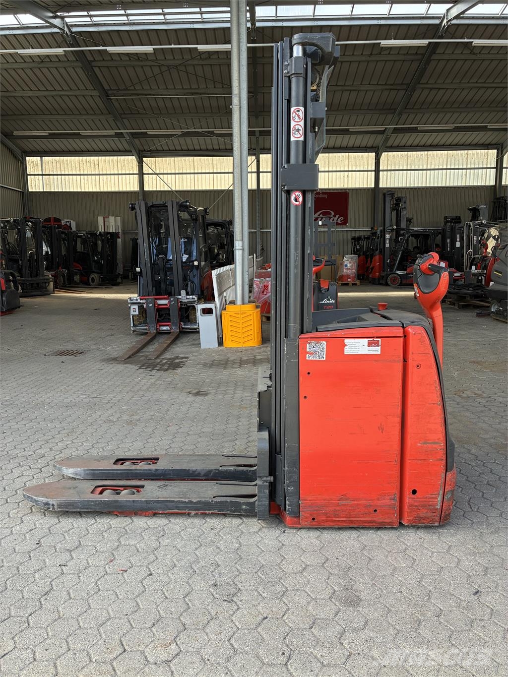 Linde L20i Samopogonski ručni viljuškari