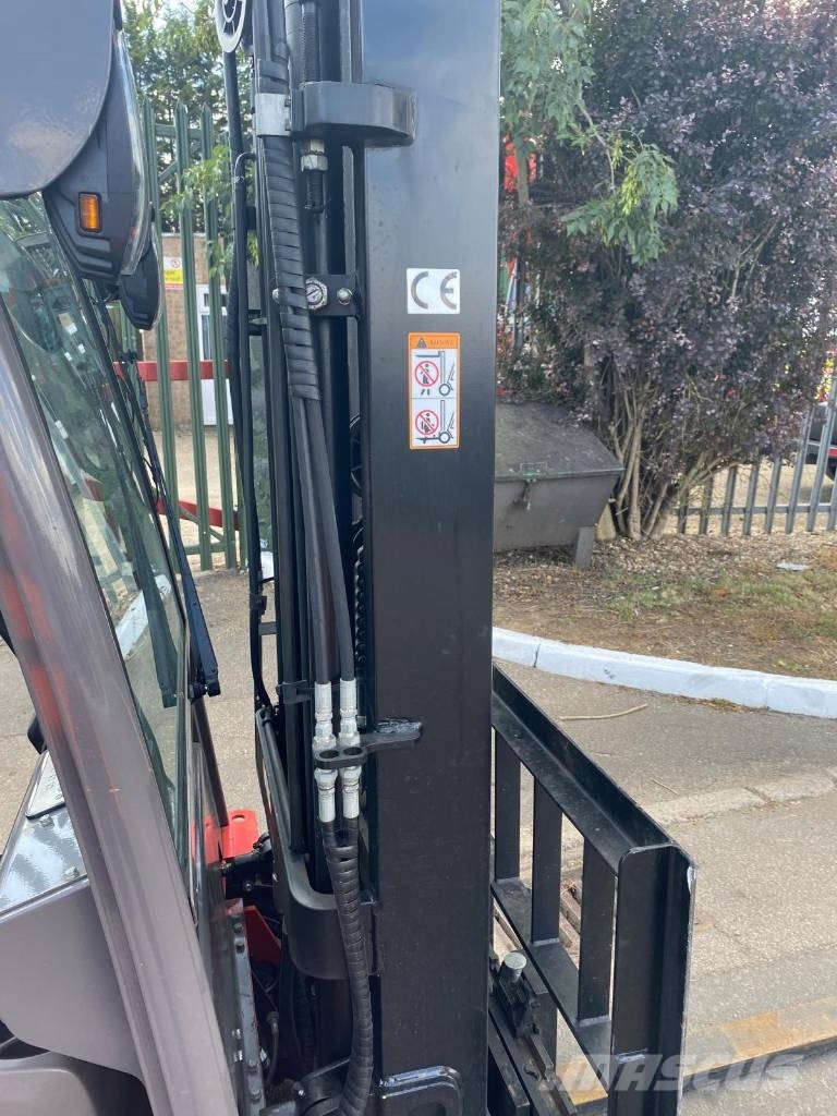 Manitou ME 316 Electric forklifts