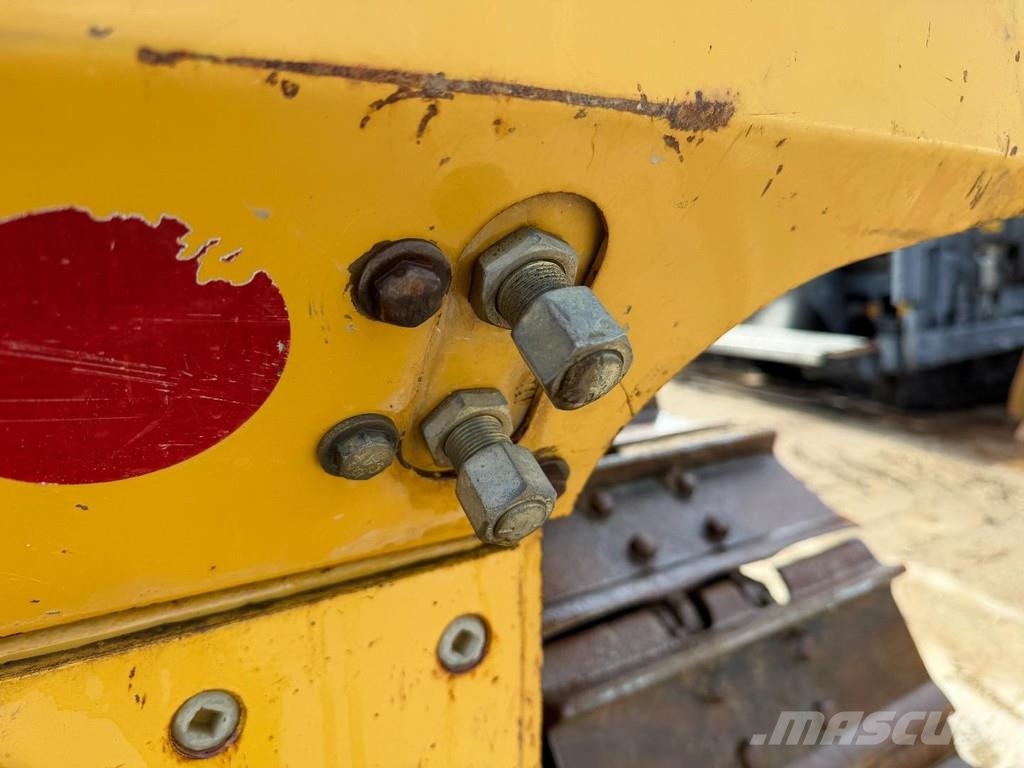 CAT D3G XL GPS Prepared - Ripper valve Kāpurķēžu buldozeri