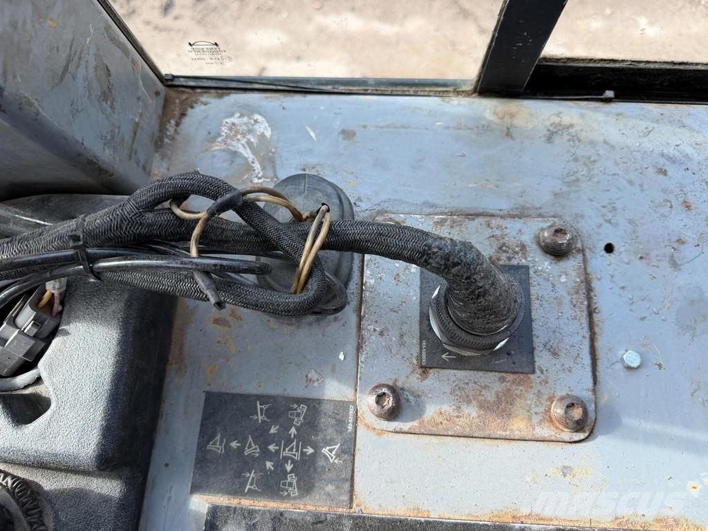 CAT D3G XL GPS Prepared - Ripper valve Kāpurķēžu buldozeri