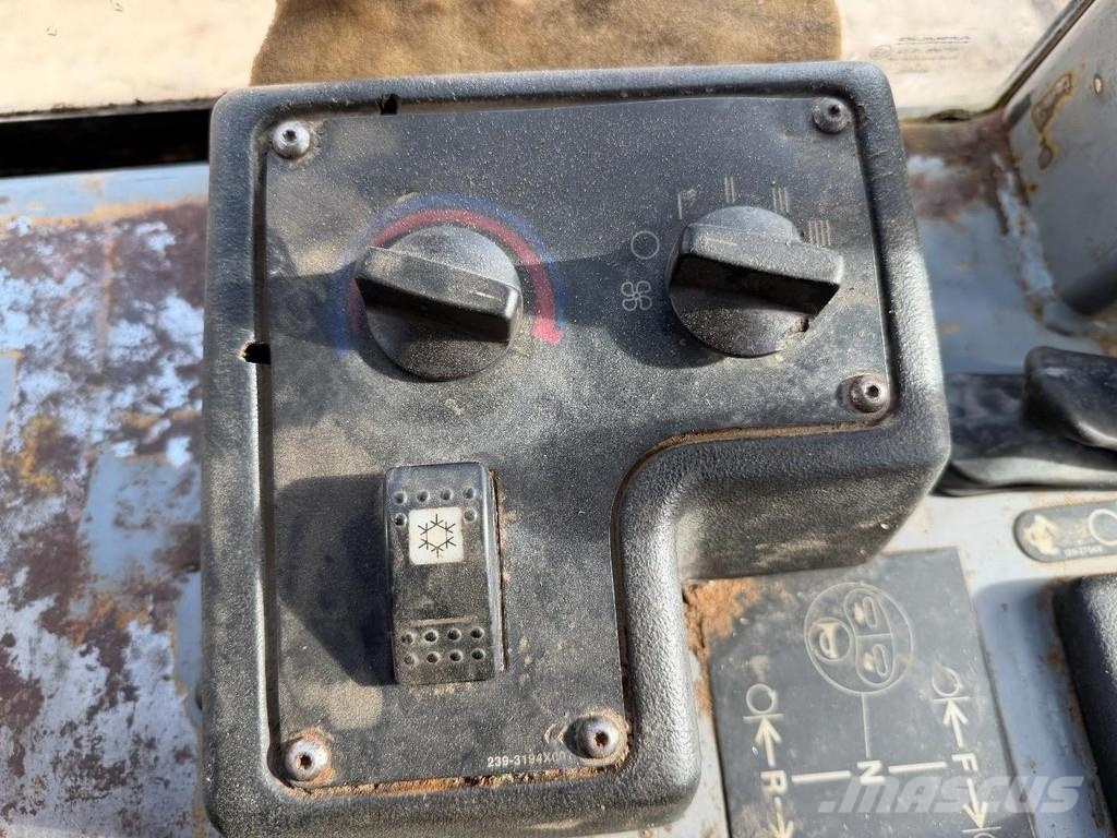 CAT D3G XL GPS Prepared - Ripper valve Kāpurķēžu buldozeri
