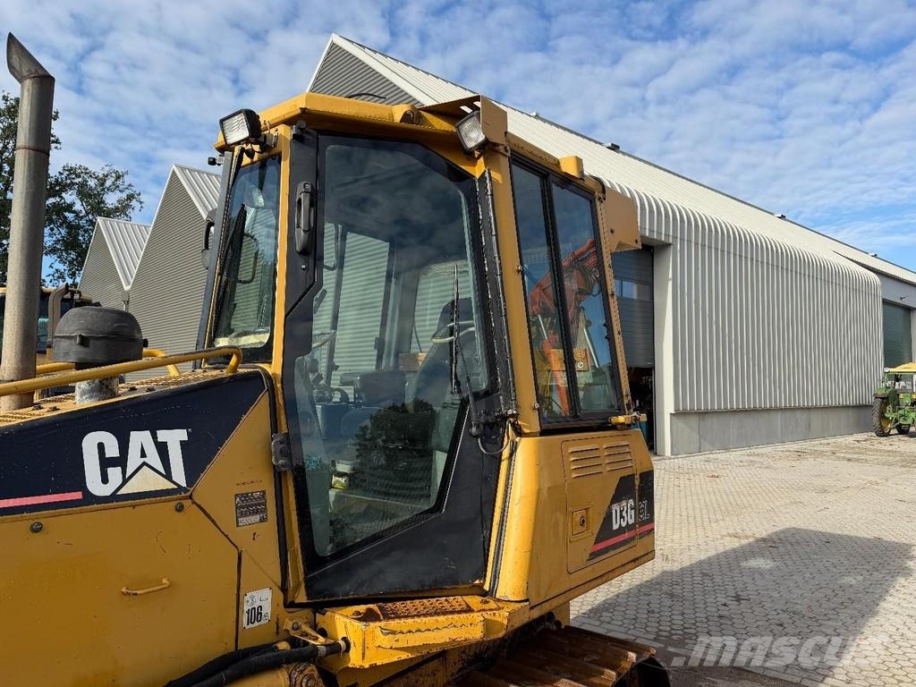 CAT D3G XL GPS Prepared - Ripper valve Kāpurķēžu buldozeri