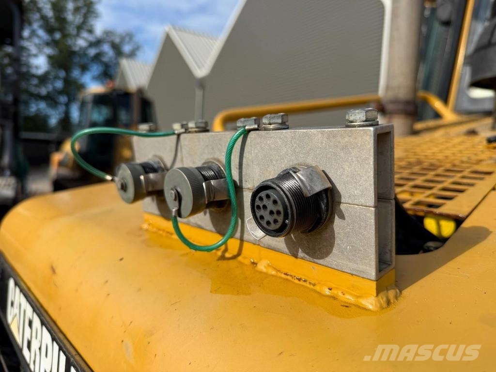 CAT D3G XL GPS Prepared - Ripper valve Kāpurķēžu buldozeri