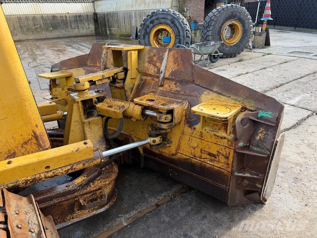 CAT D3G XL GPS Prepared - Ripper valve Kāpurķēžu buldozeri