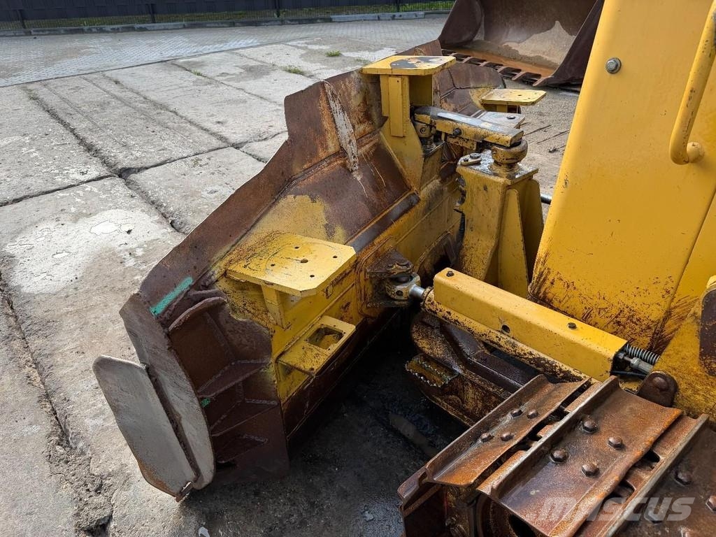 CAT D3G XL GPS Prepared - Ripper valve Kāpurķēžu buldozeri
