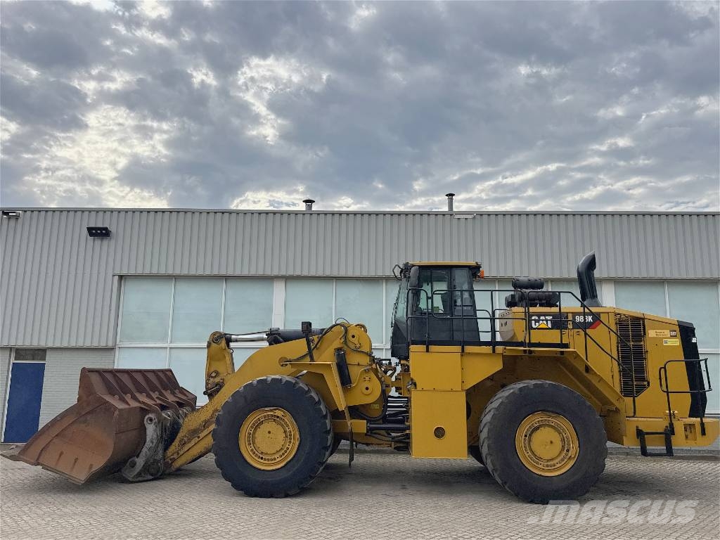 CAT 988 K 2018 Колесни товарачи