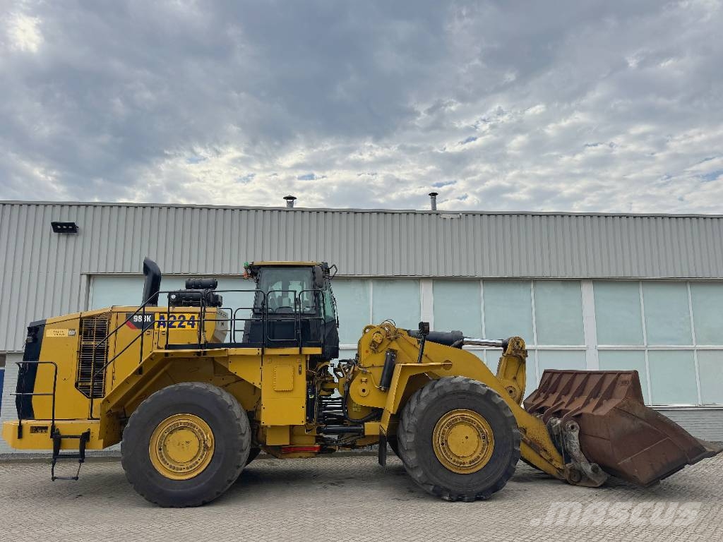 CAT 988 K 2018 Колесни товарачи
