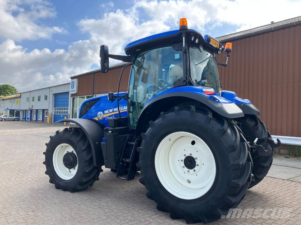 New Holland T 7.165 S Traktorok
