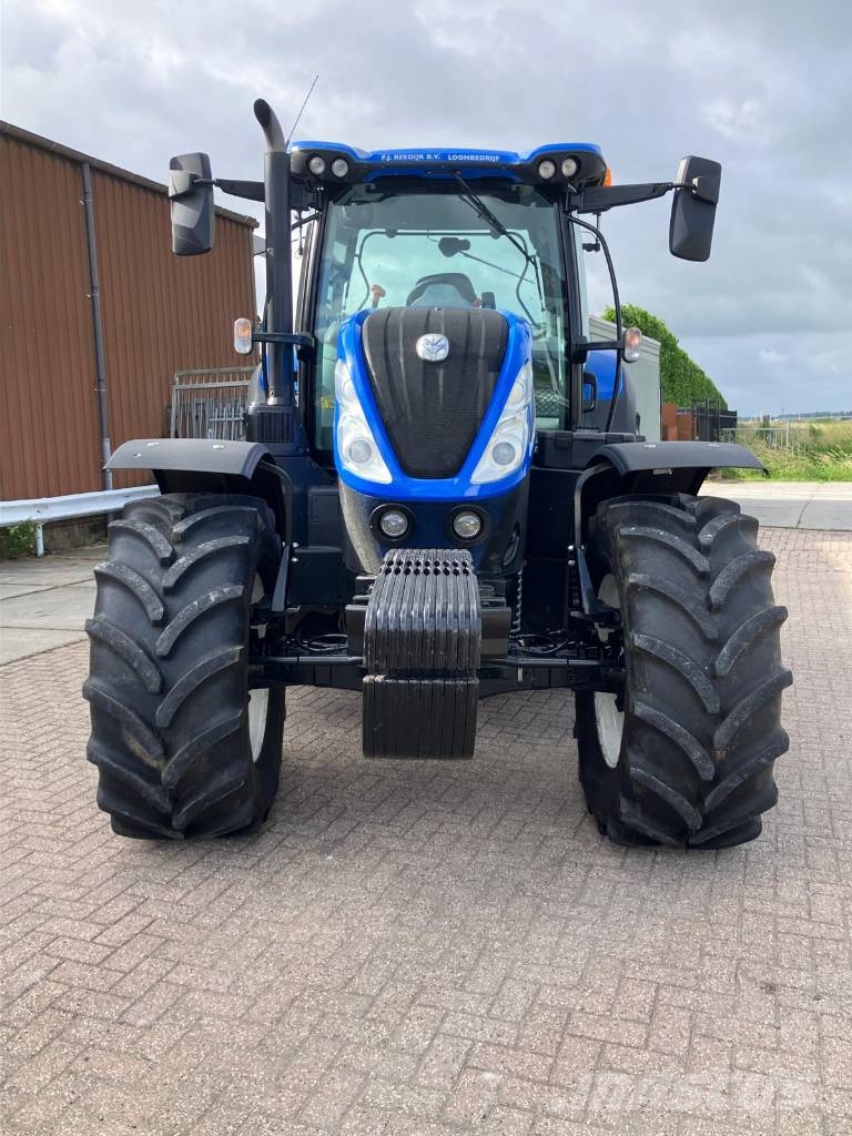 New Holland T 7.165 S Traktorok
