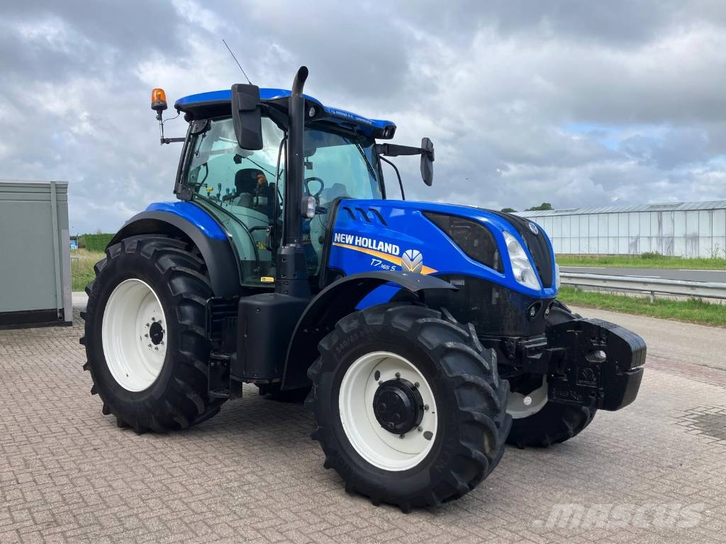 New Holland T 7.165 S Traktorok