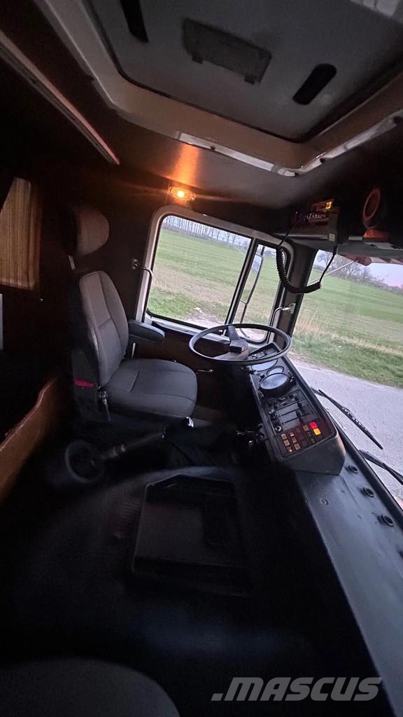 Scania LB141 V8 New condition | Restored | oldtimer | nl وحدات الجر