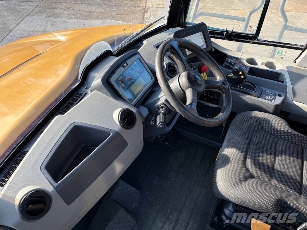 CAT 730 Midjestyrd dumper