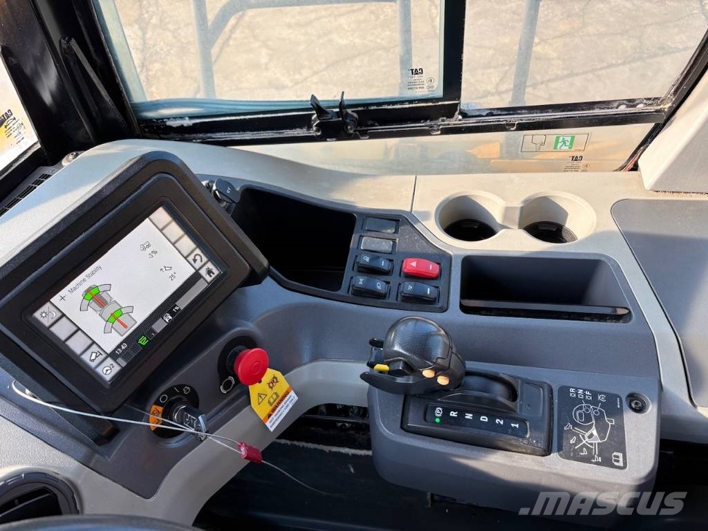 CAT 730 Midjestyrd dumper