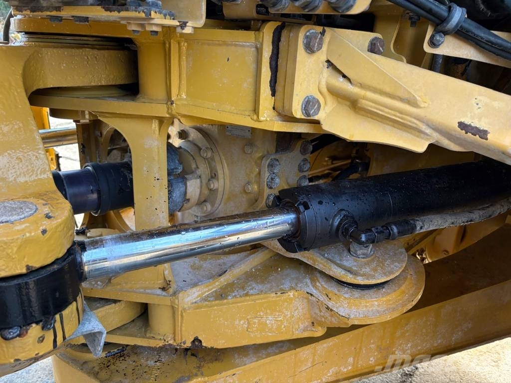 CAT 730 Midjestyrd dumper