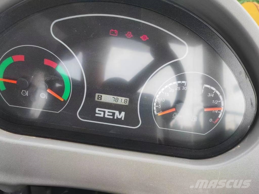 SEM 655D charger for middle east country use Колесни товарачи