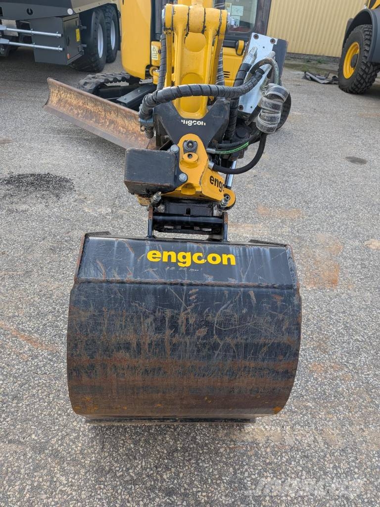 Komatsu PC 22 MR-3 Minikaivukoneet < 7t