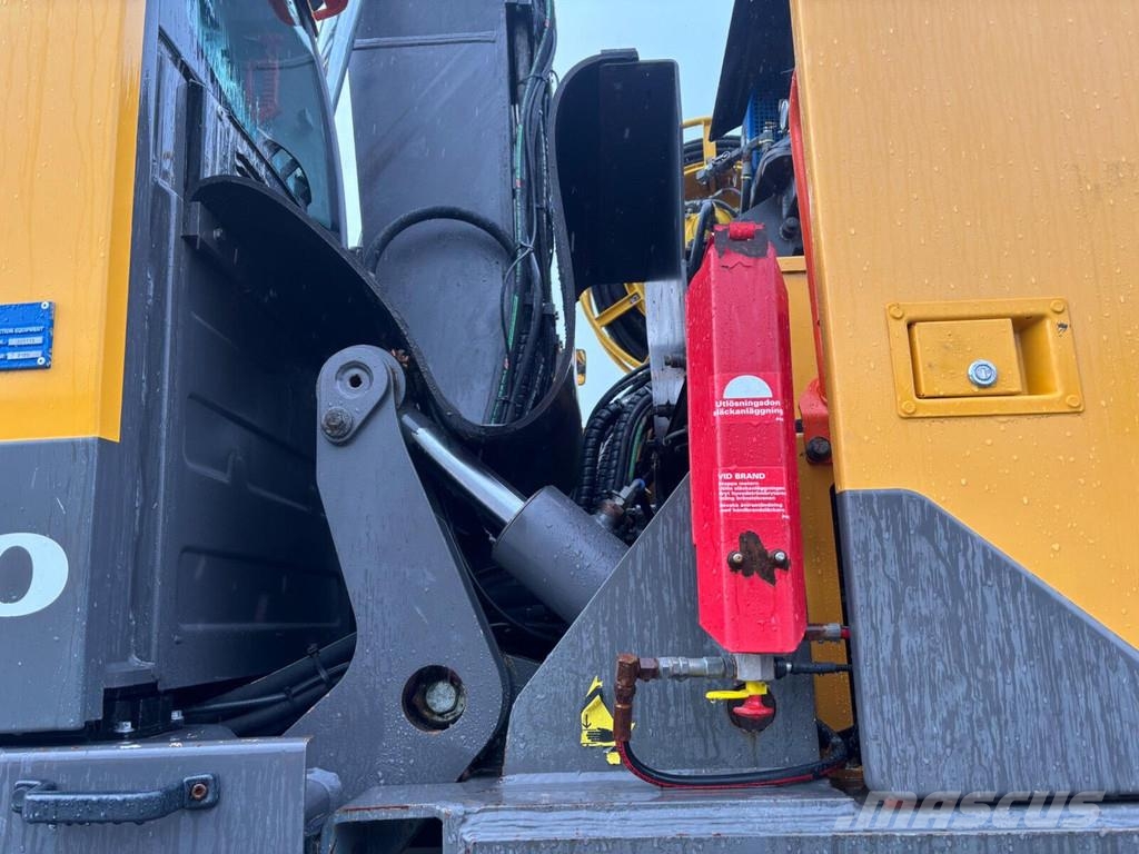Volvo EW 220 W Tunnelpigger Escavadeiras especiais