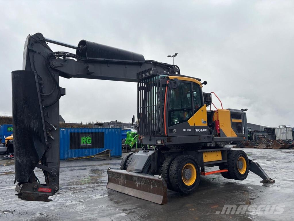 Volvo EW 220 W Tunnelpigger Escavadeiras especiais