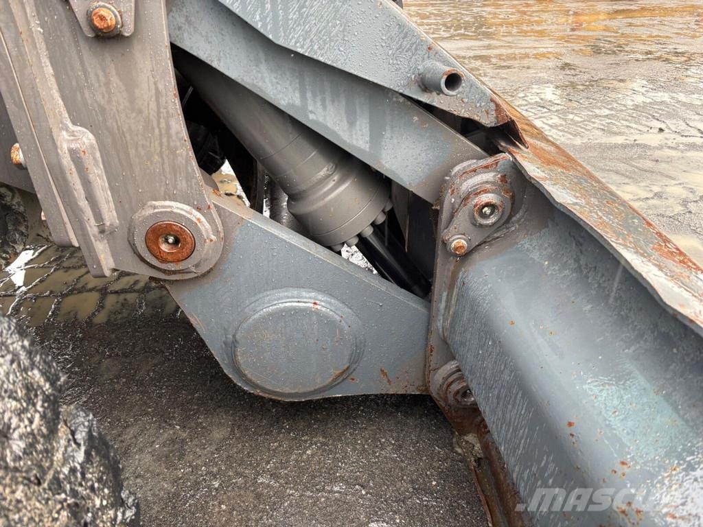 Volvo EW 220 W Tunnelpigger Escavadeiras especiais