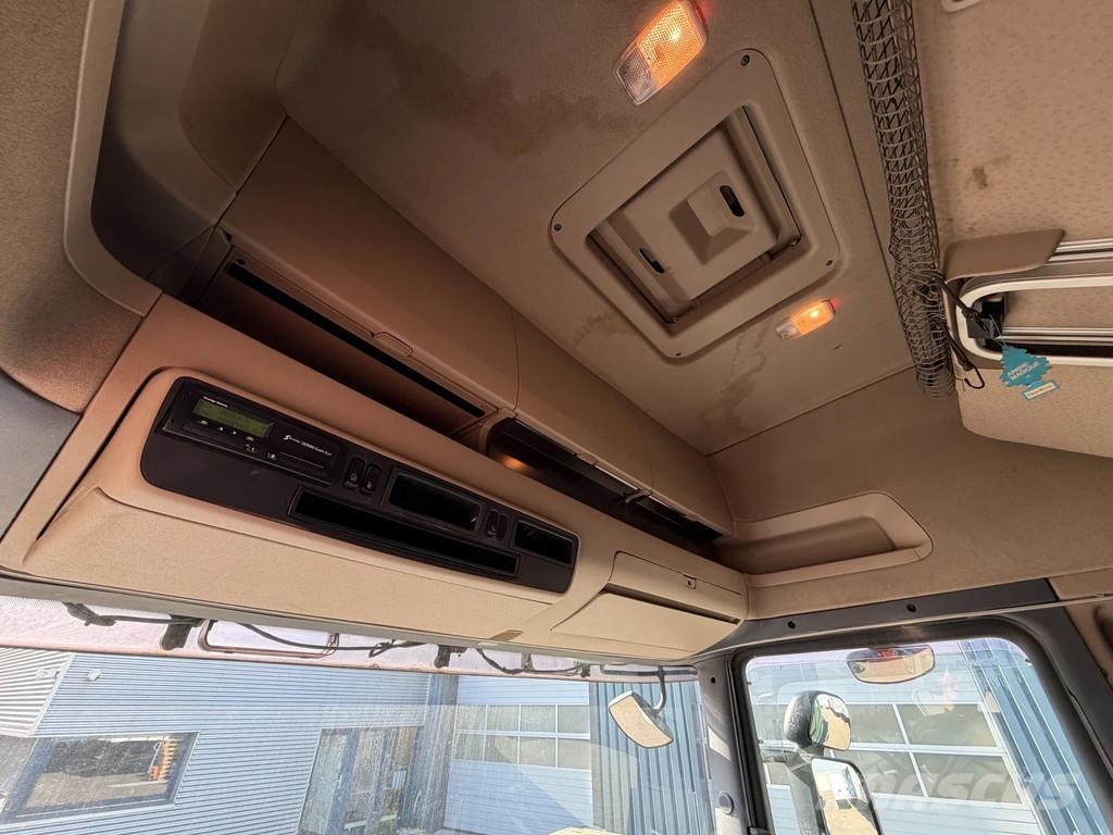 Scania R560 V8 6x2 Hiab 20T Haakarm Retarder *660 Tkm* Eu Rol kiper kamioni sa kukom za podizanje tereta