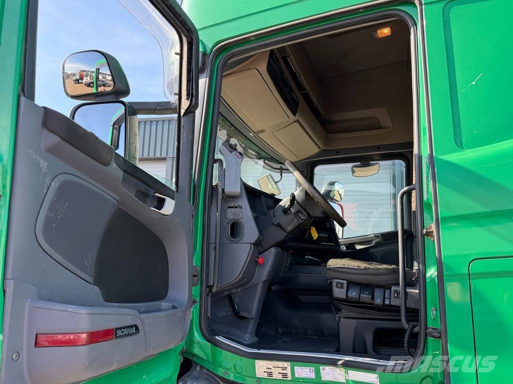 Scania R560 V8 6x2 Hiab 20T Haakarm Retarder *660 Tkm* Eu Rol kiper kamioni sa kukom za podizanje tereta