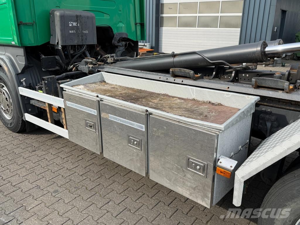 Scania R560 V8 6x2 Hiab 20T Haakarm Retarder *660 Tkm* Eu Rol kiper kamioni sa kukom za podizanje tereta