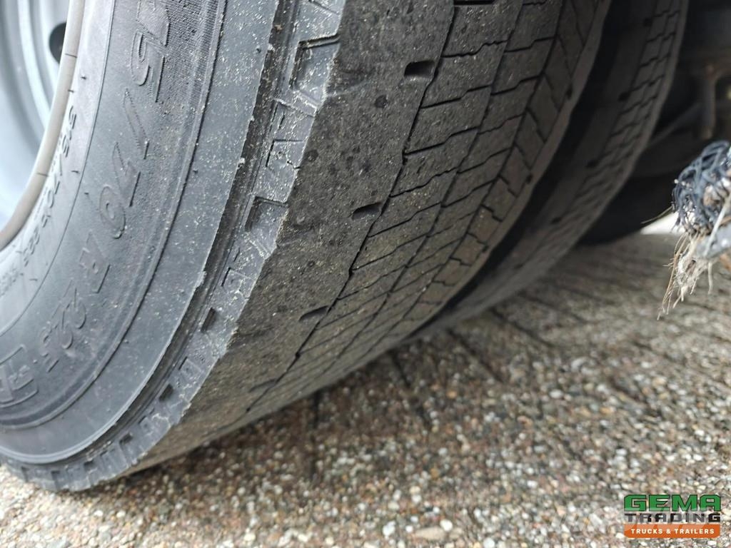 DAF CF 370 FA 4x2 Spacecab Euro6A - 7.7m sliding tarpa Camiones de caja de lona