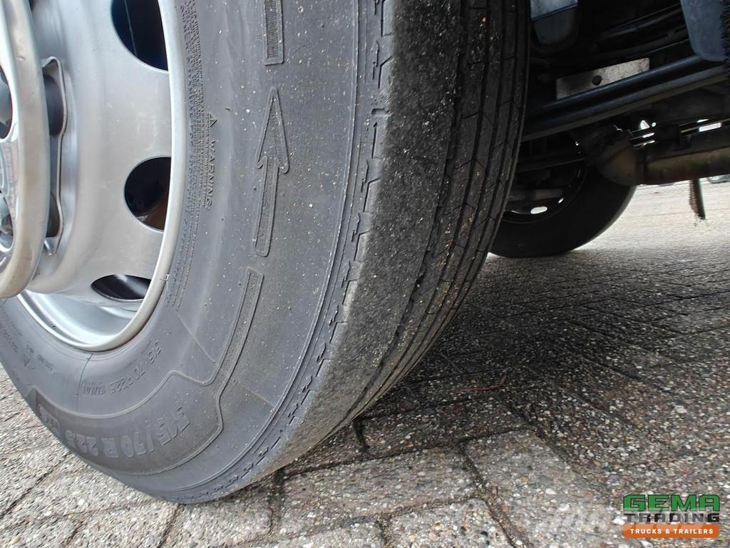 DAF CF 370 FA 4x2 Spacecab Euro6A - 7.7m sliding tarpa Camiones de caja de lona