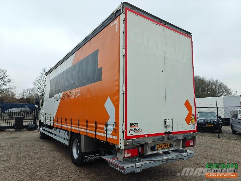 DAF CF 370 FA 4x2 Spacecab Euro6A - 7.7m sliding tarpa Camiones de caja de lona