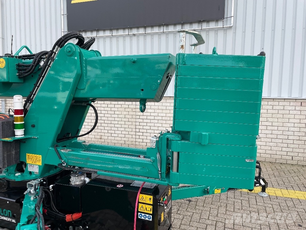 Hoeflon C 10 SOLD رافعات صغيرة