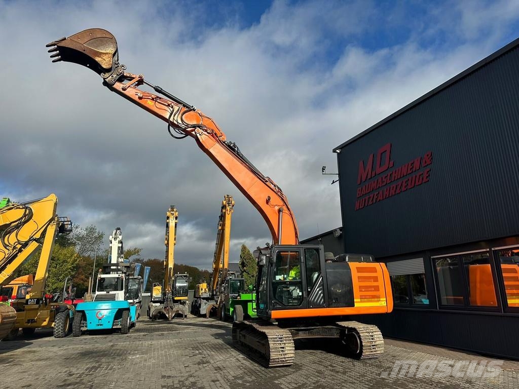CAT 323 EL Kāpurķēžu ekskavatori