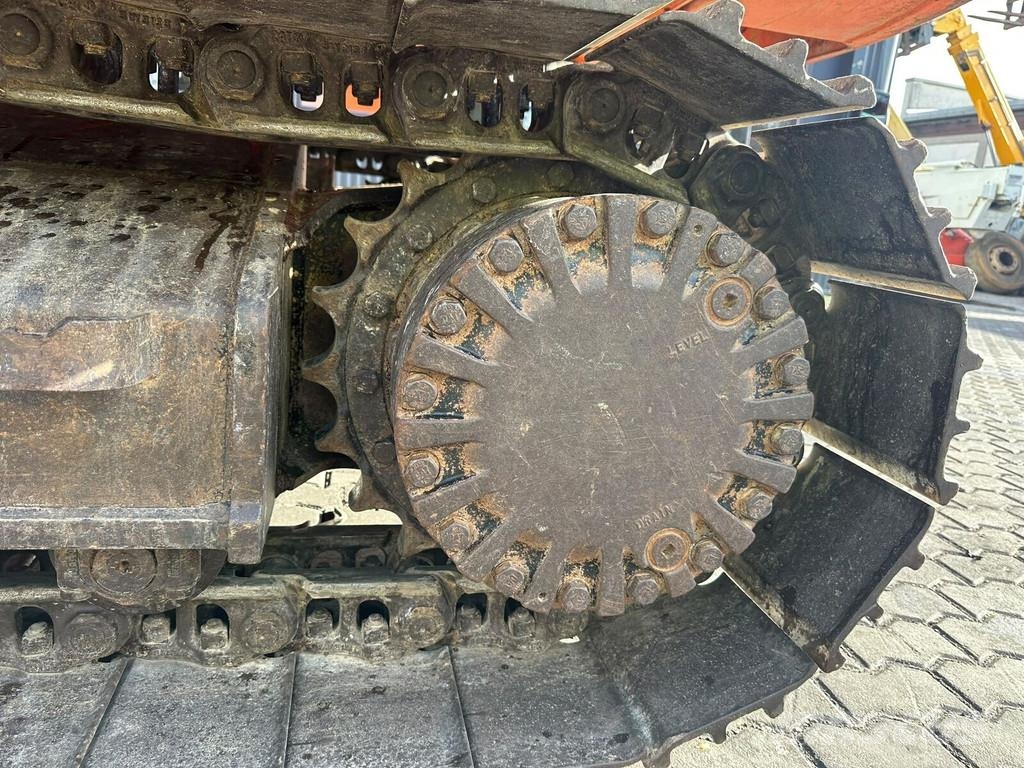 CAT 323 EL Kāpurķēžu ekskavatori