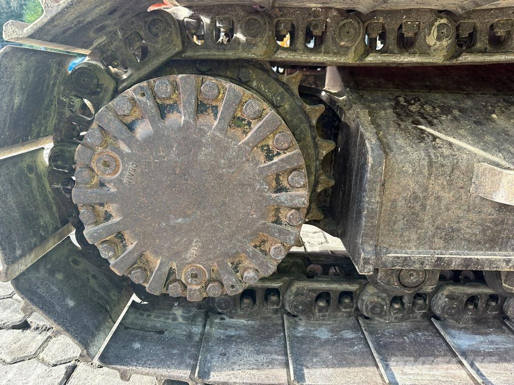 CAT 323 EL Kāpurķēžu ekskavatori