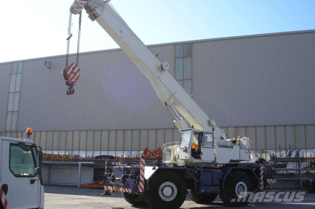 Liebherr LTL 1100 Avtodvigala